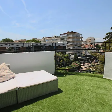 Appartement 3 Air-conditioned Bedrooms & 6-seat Jacuzzi *