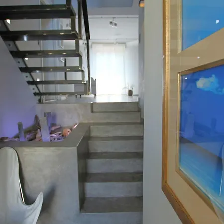 3 Air-conditioned Bedrooms & 6-seat Jacuzzi Appartement Cannes