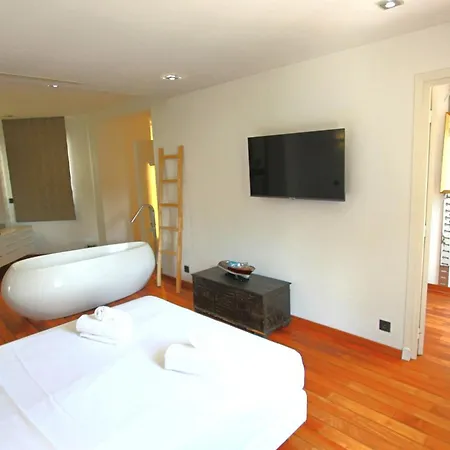 Appartement 3 Air-conditioned Bedrooms & 6-seat Jacuzzi Cannes